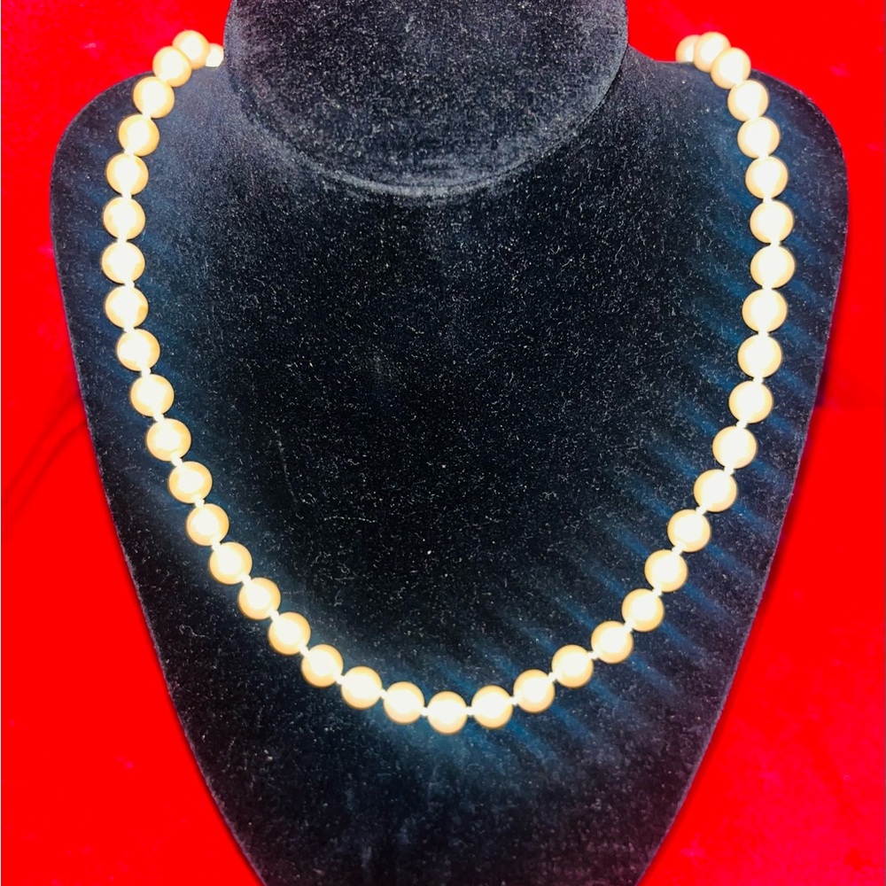 Vintage Elegant Cream High Quality Imitation Pearl Necklace
